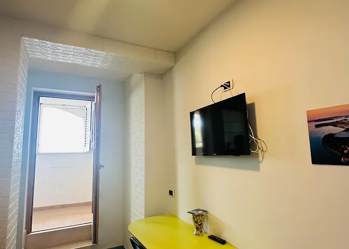 Lido Di Procida Guest House