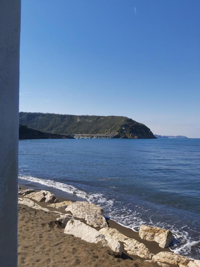 Lido Di 3* Procida